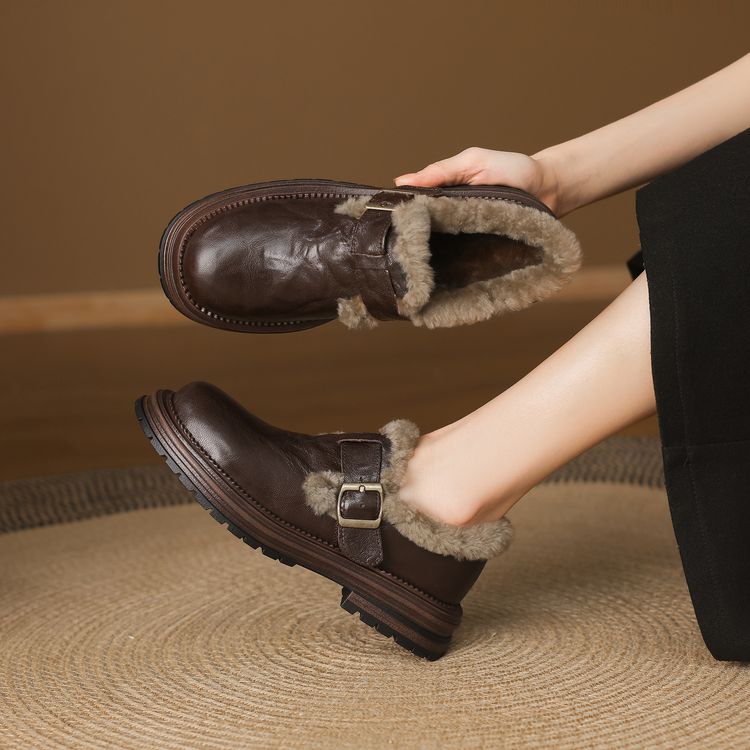 Deep Mouth Flat Shoes - Style m.html