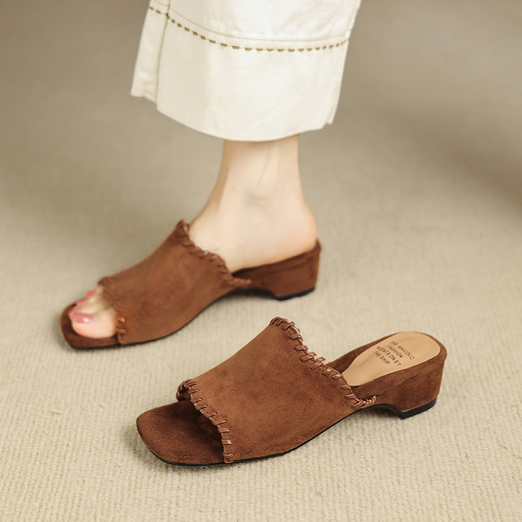 Women's One-Strap Slides with Chunky Heel - Summer 2026 - Style m.html - Image 4